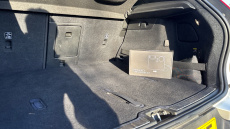 Volvo Xc40 2.0 T4 R DESIGN Pro 5dr AWD Geartronic Petrol Estate